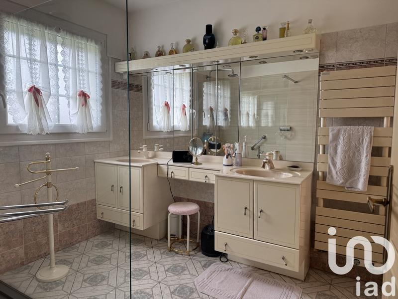 Maison - 166 m² - 6 pièces