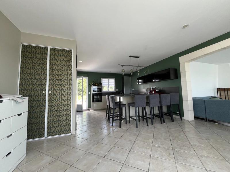 Maison - 145 m² - 6 pièces