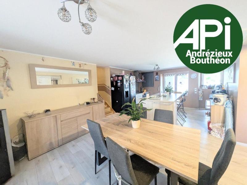 Maison de village - 90 m² - 5 pièces