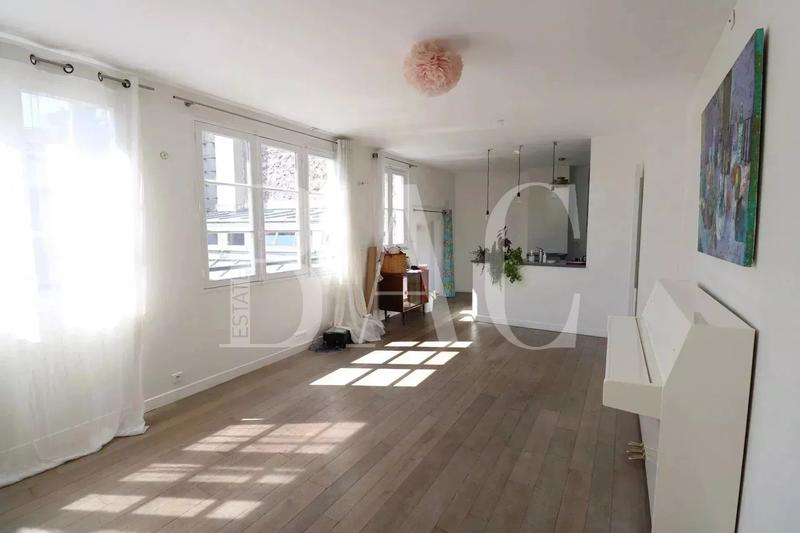 Appartement - 80 m² - 4 pièces