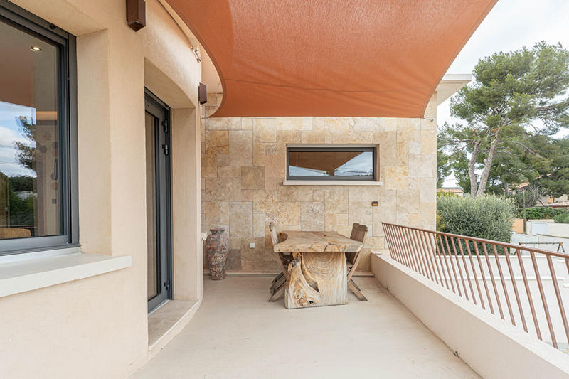 Appartement - 83 m² - 3 pièces