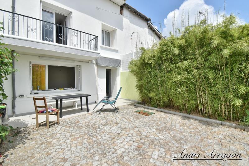 Maison de ville - 80 m² - 4 pièces