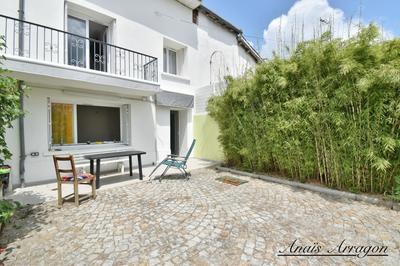 Maison de ville - 80 m² - 4 pièces
