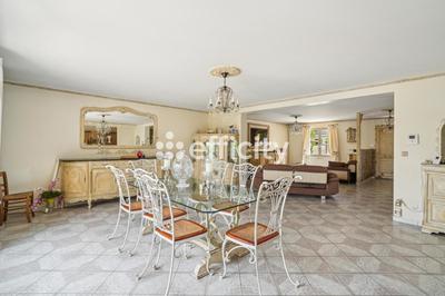 Maison - 131 m² - 6 pièces