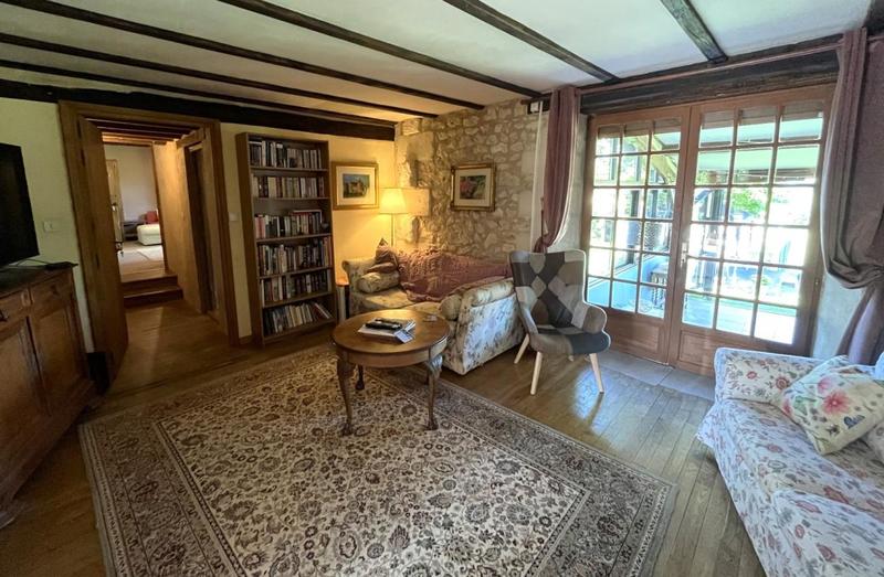 Maison - 295 m² - 10 pièces