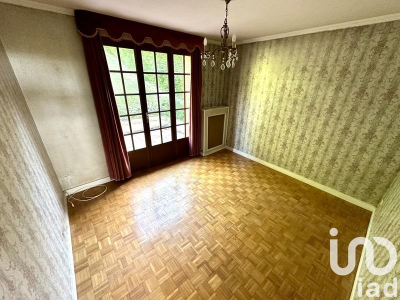 Maison - 130 m² - 8 pièces