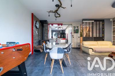 Maison - 145 m² - 6 pièces