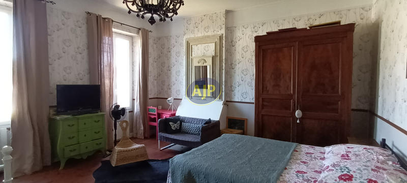 Maison - 123 m² - 5 pièces