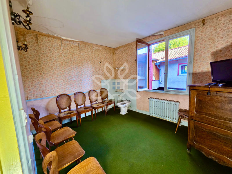 Immeuble - 305 m² - 20 pièces