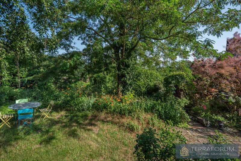 Maison - 280 m² - 10 pièces