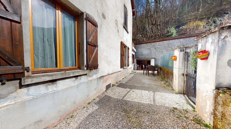 Maison - 103 m² - 4 pièces