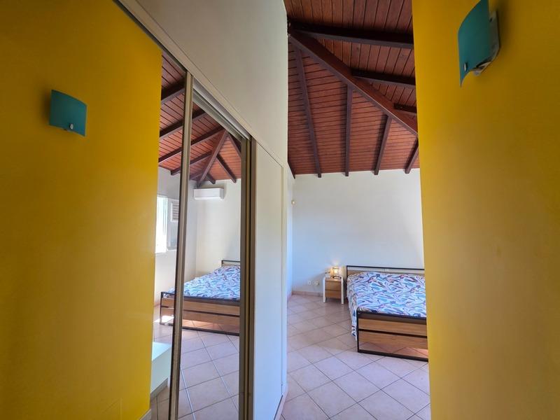 Maison d'architecte - 202 m² - 5 pièces