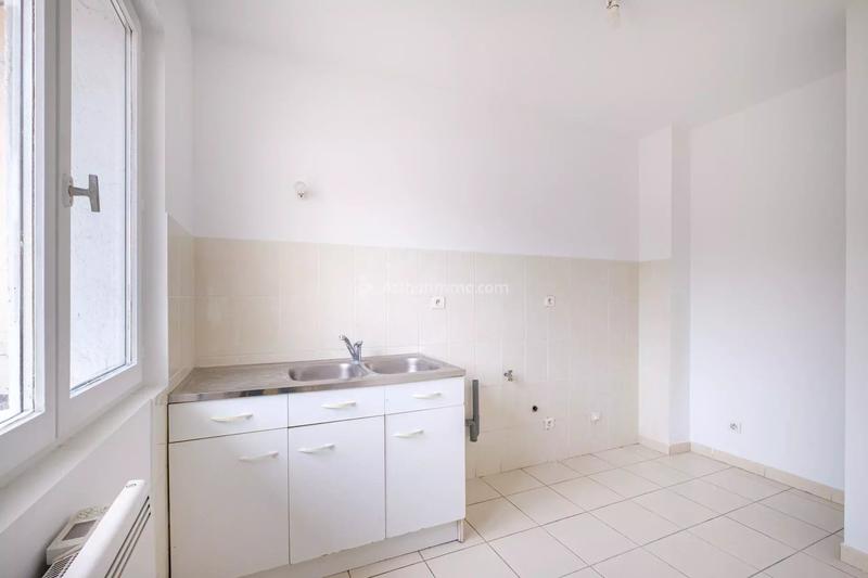 Maison - 42 m² - 5 pièces