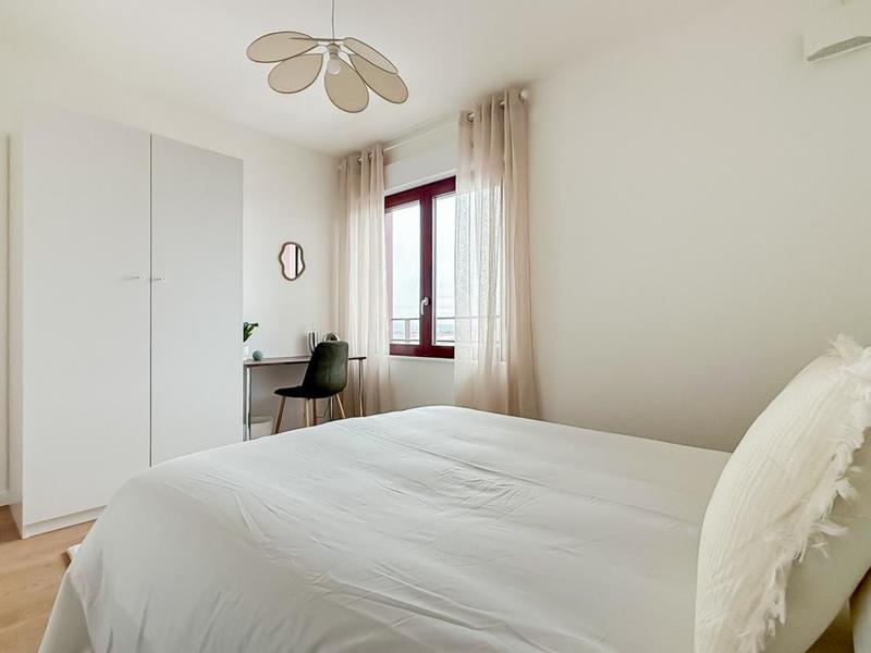 Chambre - 11 m² - 1 pièce