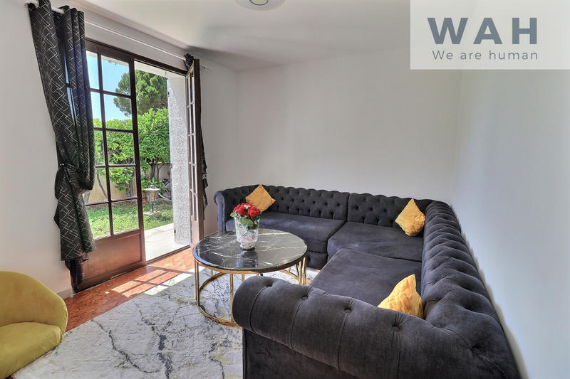 Maison - 194 m² - 9 pièces