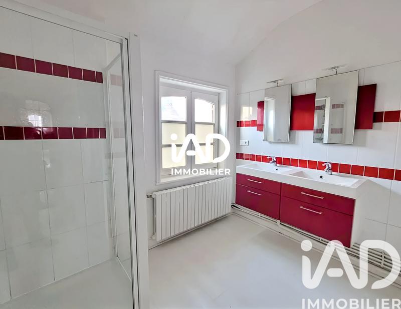 Maison - 121 m² - 5 pièces