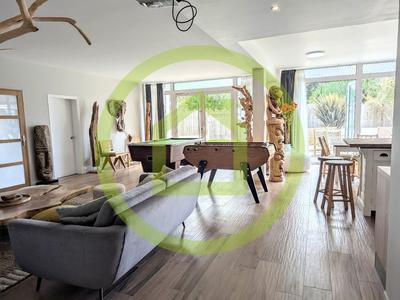 Appartement - 147 m² - 5 pièces