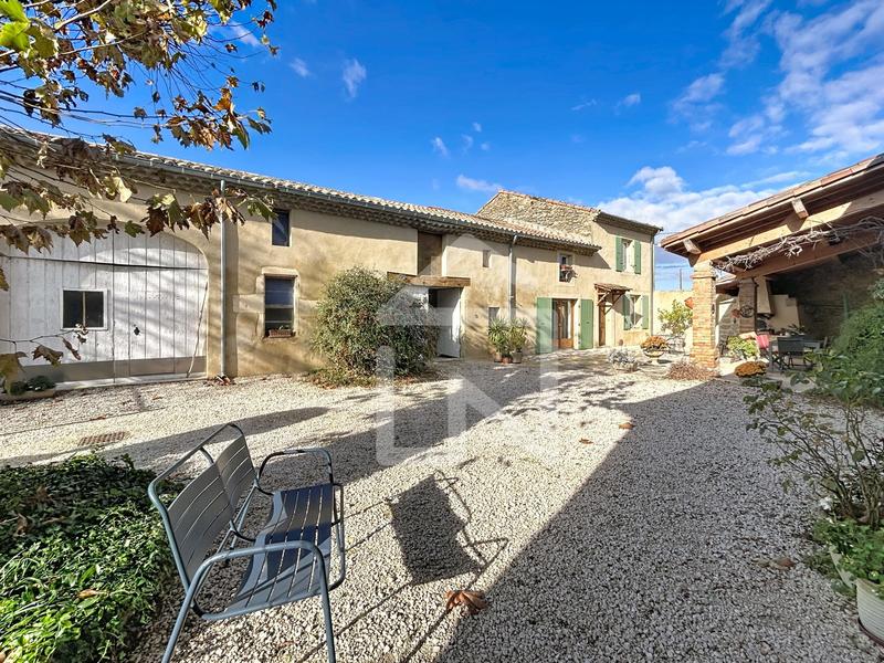 Maison - 170 m² - 6 pièces