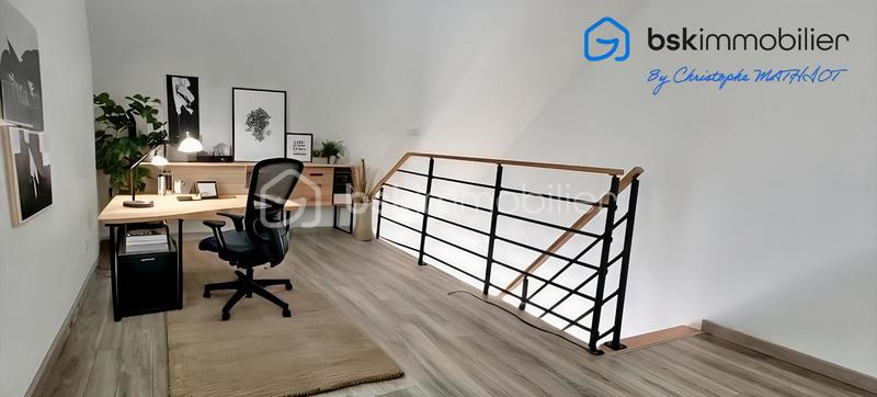 Maison - 153 m² - 8 pièces