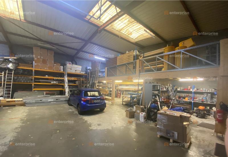 Local d'activité / Entrepôt - 342 m²