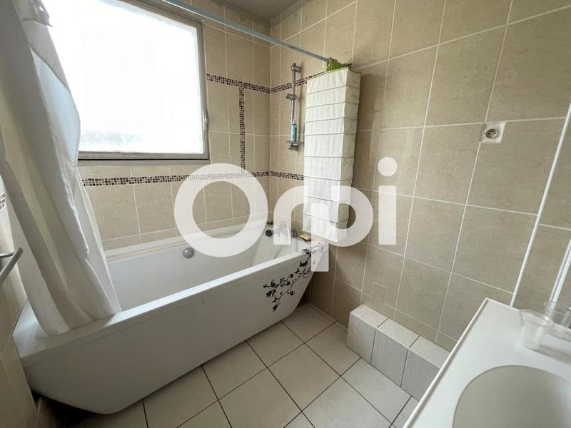 Maison - 174 m² - 7 pièces