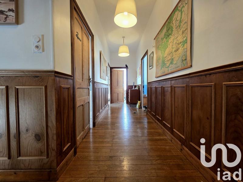 Maison de ville - 217 m² - 7 pièces