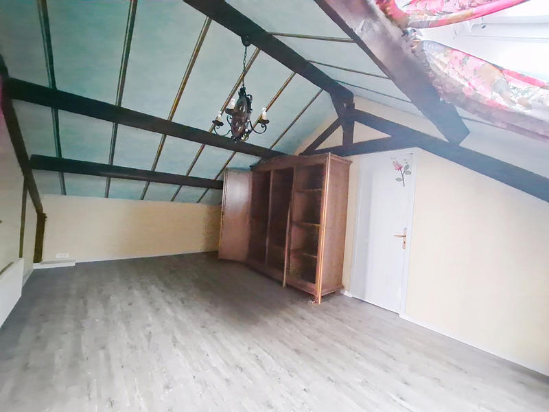 Maison - 111 m² - 4 pièces