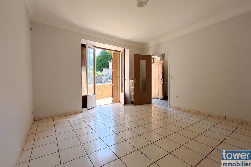 Maison - 83 m² - 5 pièces