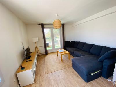 Appartement - 104 m² - 4 pièces