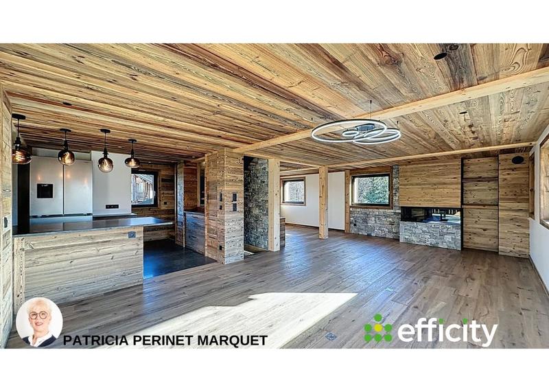 Maison - 216 m² - 7 pièces