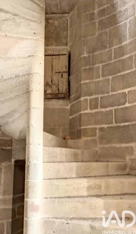 Maison - 340 m² - 4 pièces