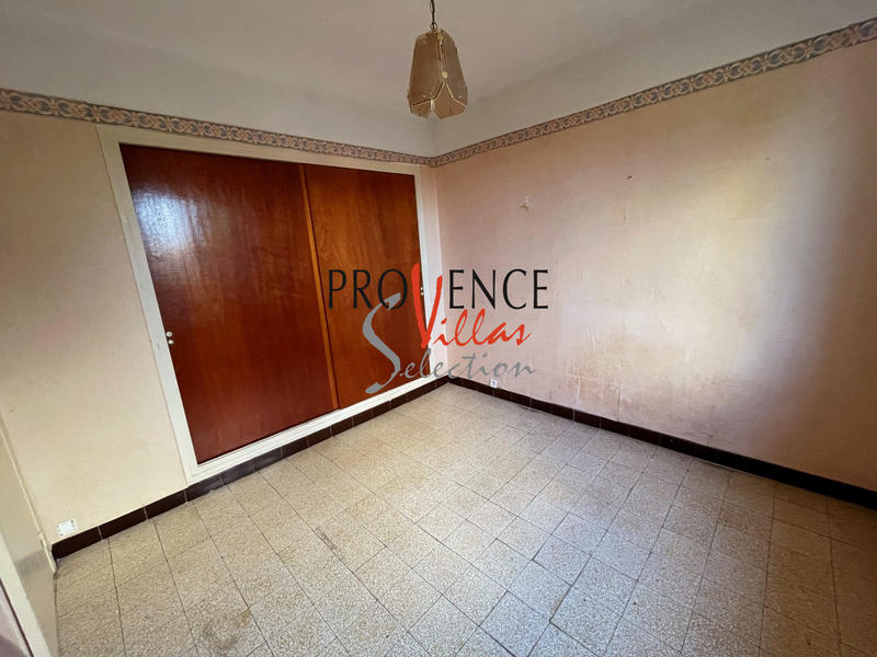 Villa - 80 m² - 5 pièces