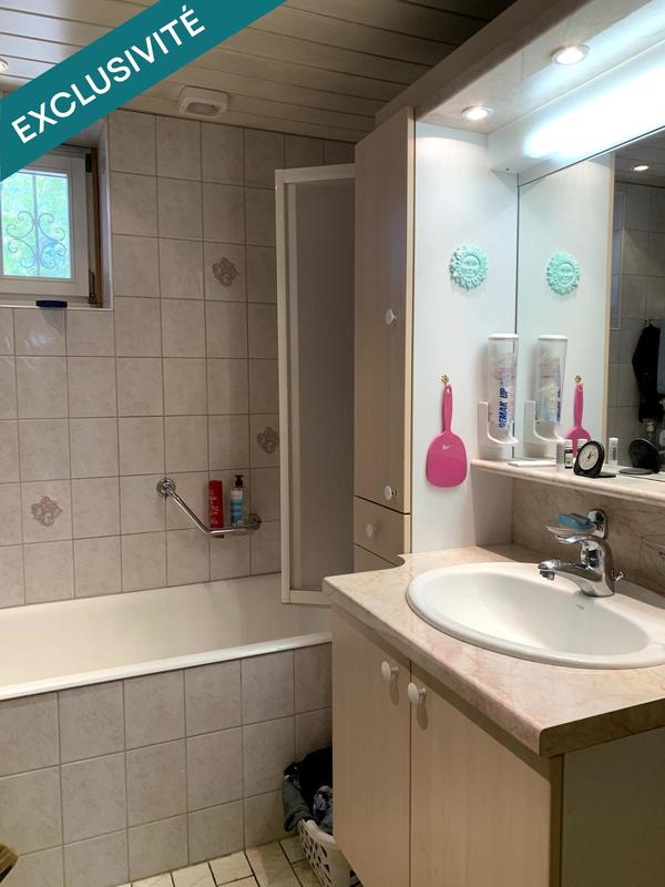 Maison - 93 m² - 4 pièces