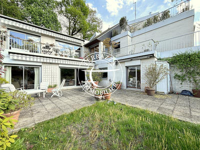 Appartement - 127 m² - 5 pièces