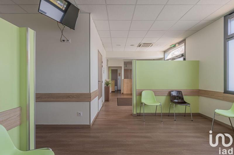 Local commercial - 112 m²