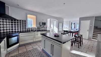 Villa - 131 m² - 5 pièces