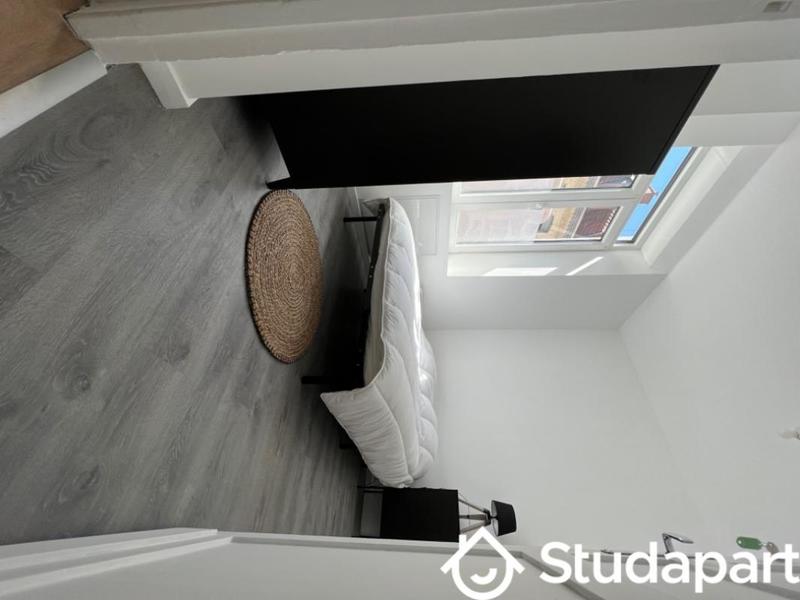 Chambre - 12 m² - 1 pièce