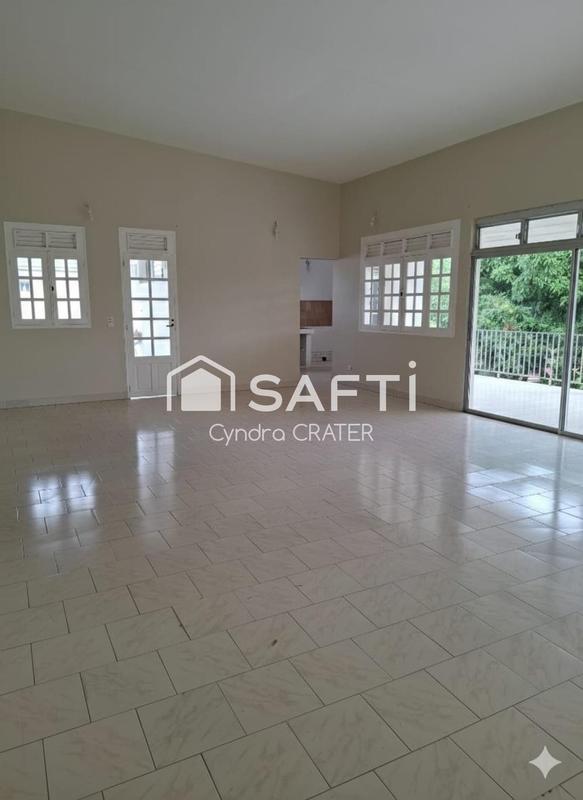 Maison - 254 m² - 4 pièces