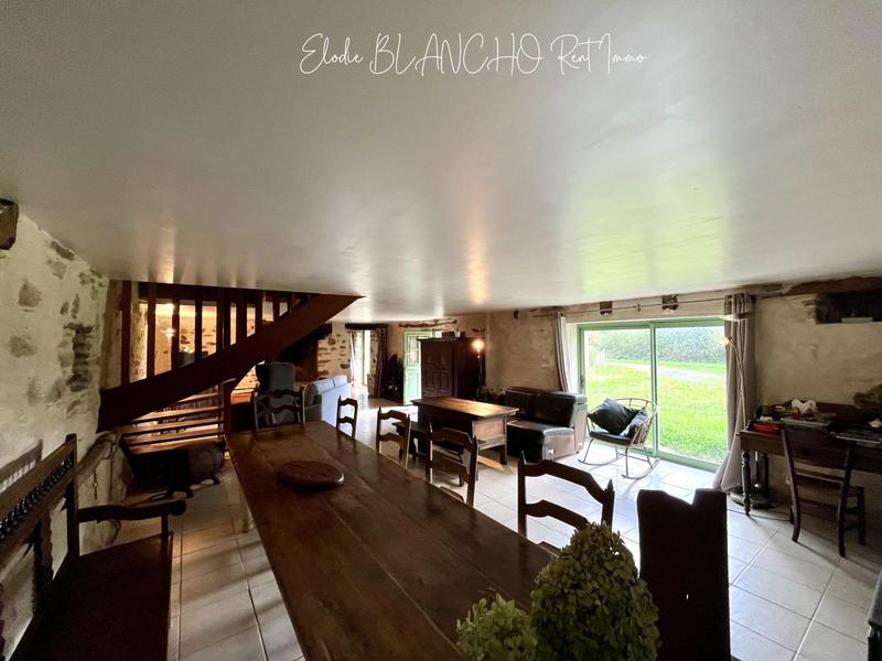 Maison - 136 m² - 7 pièces