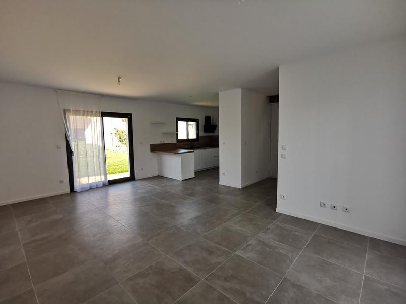 Maison - 97 m² - 4 pièces