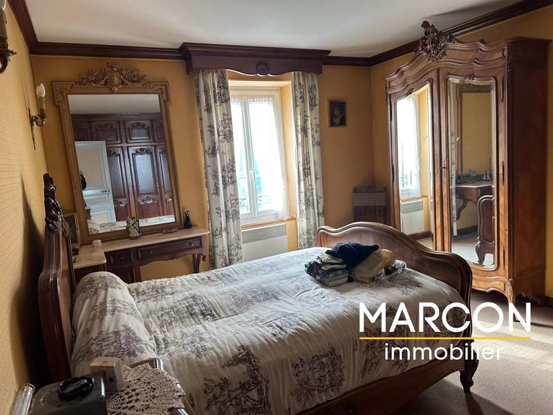 Maison de village - 183 m² - 8 pièces