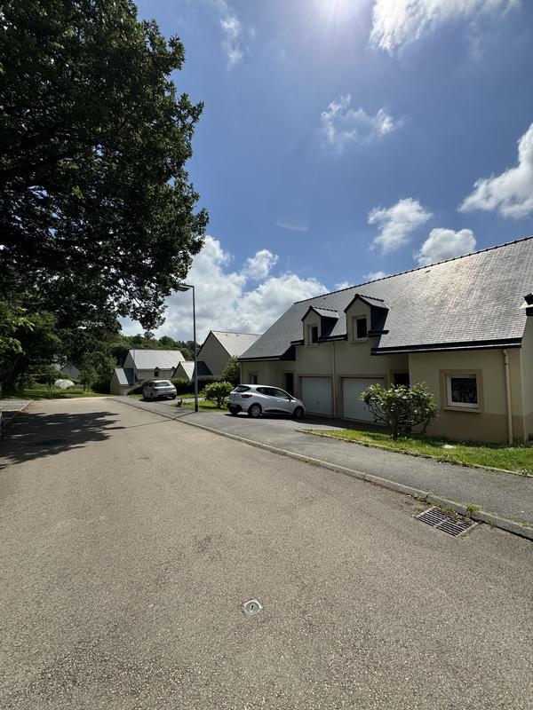 Maison - 83 m² - 5 pièces