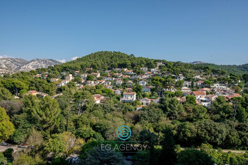 Appartement - 65 m² - 4 pièces