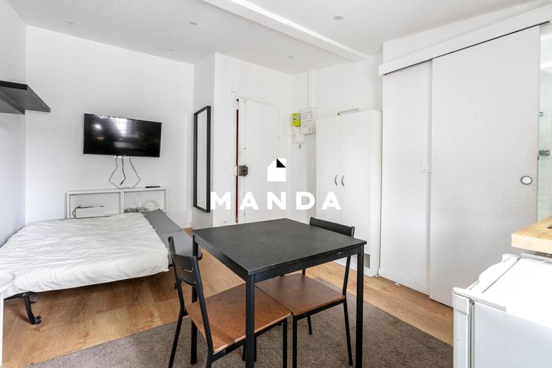 Studio - 18 m² - 1 pièce