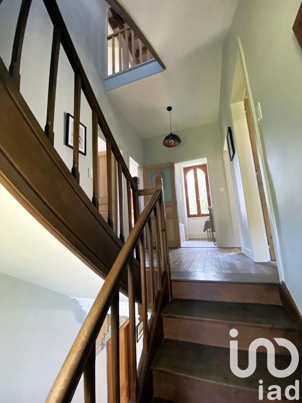 Maison - 185 m² - 8 pièces