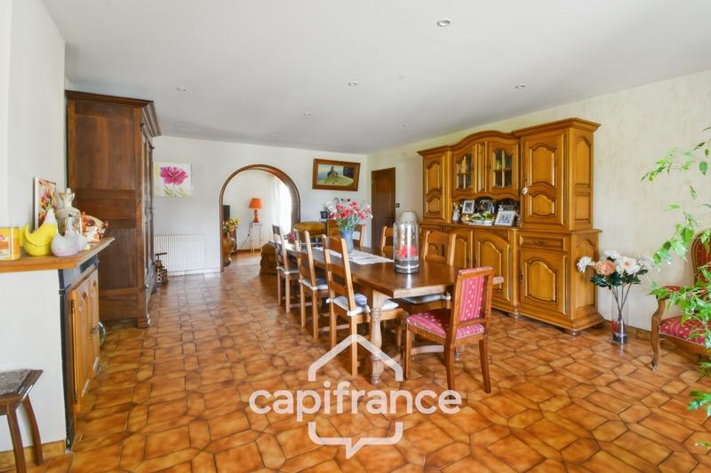 Maison - 170 m² - 5 pièces