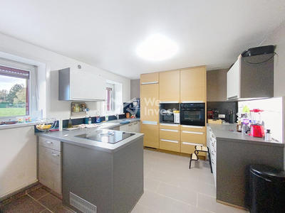 Maison - 96 m² - 5 pièces