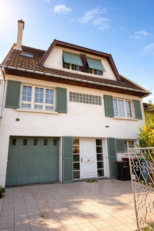 Maison de ville - 167 m² - 12 pièces