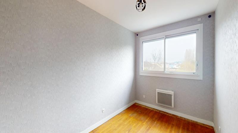 Maison - 141 m² - 7 pièces