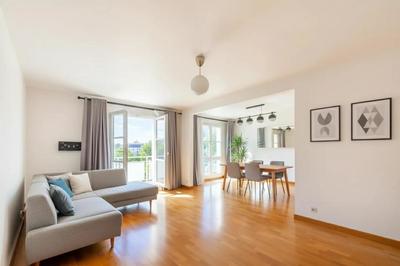 Appartement - 92 m² - 5 pièces